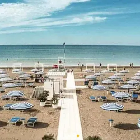 Nonno Asterio * モンファルコーネ